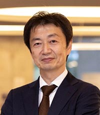 電気電子工学科長 教授 熊谷 慎也
