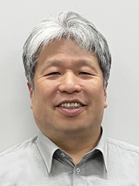 電気電子工学科長 教授 村田 英一